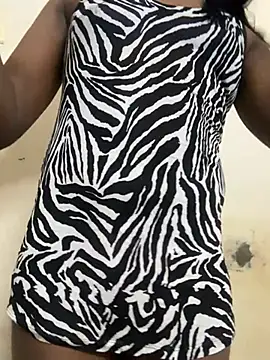 Femcrossy online show from February 4, 2025, 6:27 pm