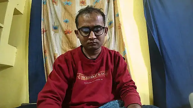 Cute boy2000 online show from February 9, 2025, 12:30 pm