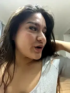 LuceroRm online show from October 15, 2025, 3:28 am