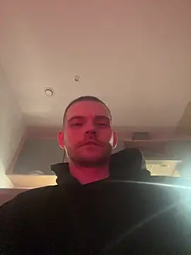 Z1uk online show from February 25, 2026, 1:04 am