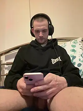 Z1uk online show from July 28, 2026, 8:52 pm