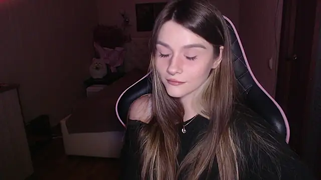 jeann elsaa online show from September 20, 2025, 8:32 pm