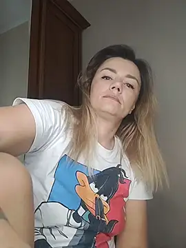 KrissSexi online show from November 25, 2025, 4:45 am