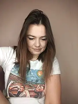 KrissSexi online show from February 6, 2026, 5:45 am