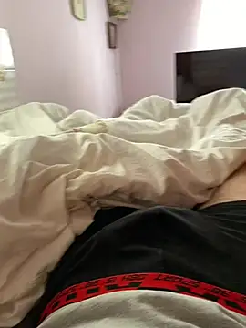 mihaixxx1 online show from April 24, 2026, 9:56 am