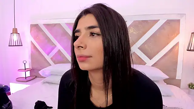 ZiaCalifa online show from July 9, 2026, 11:58 am