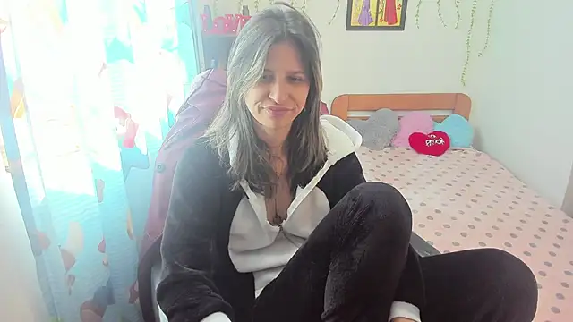 lauren ashlee online show from September 20, 2025, 1:34 pm