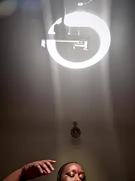 m yummyshish online show from September 29, 2025, 6:24 pm