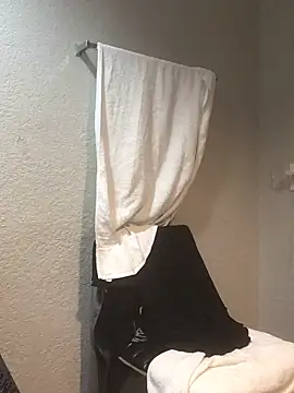 Snapshot of SlimBeenBadd1981 chatting on January 1, 2025, 7:20 am SlimBeenBadd1981 online show from January 1, 2025, 7:20 am