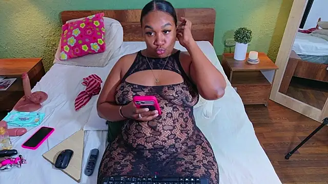Snapshot of dannaahbrown chatting on June 5, 2026, 6:02 pm dannaahbrown online show from June 5, 2026, 6:02 pm