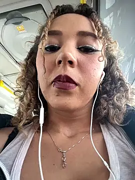 charlott lens online show from February 15, 2025, 3:39 pm