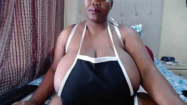Snapshot of CHOCOLATEDARKBUSTYX chatting on April 25, 2026, 12:52 pm CHOCOLATEDARKBUSTYX online show from April 25, 2026, 12:52 pm