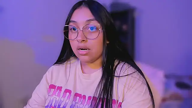 Snapshot of Soysofiarodrigu chatting on February 27, 2025, 7:15 pm Soysofiarodrigu online show from February 27, 2025, 7:15 pm