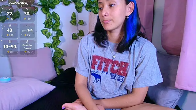 tati cardenas online show from February 20, 2026, 4:42 am