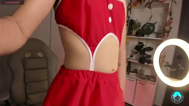 sofi elfqueen online show from December 30, 2024, 12:00 am