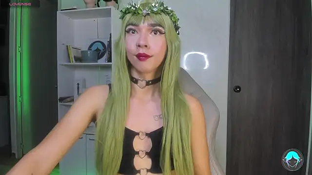 sofi elfqueen online show from March 3, 2025, 12:37 am