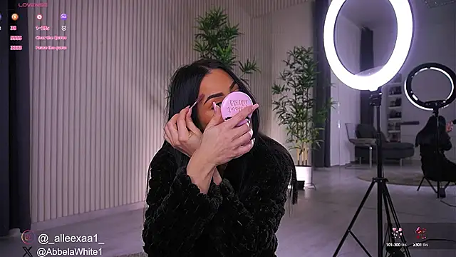 Snapshot of Abbela_White chatting on January 18, 2025, 6:13 am Abbela White online show from January 18, 2025, 6:13 am