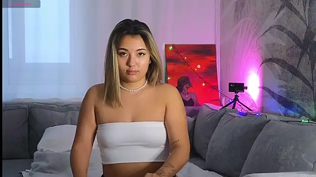 lily  foster online show from December 27, 2024, 6:24 am