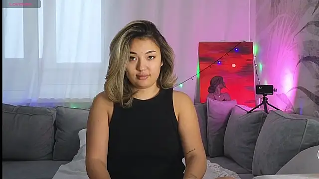 lily  foster online show from January 10, 2025, 6:20 am