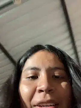 moncerrat luna online show from December 30, 2024, 10:12 pm