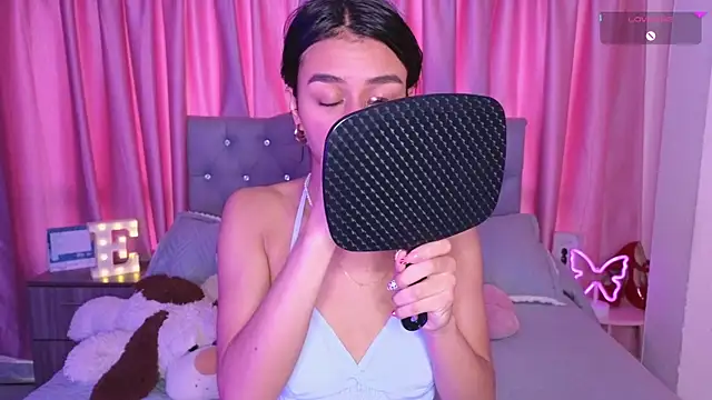 Snapshot of Emiily_Scott1 chatting on November 8, 2025, 2:28 pm Emiily Scott1 online show from November 8, 2025, 2:28 pm