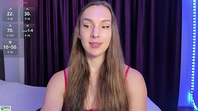 goodnightkitty online show from November 3, 2025, 9:59 pm