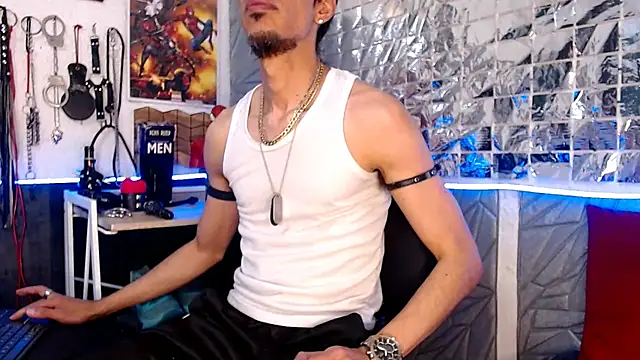 Mensecret69 online show from February 13, 2025, 6:27 pm