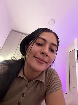 Sophie  Foxxx online show from April 4, 2026, 8:17 pm