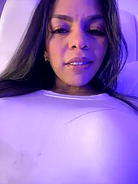 Charly  online show from October 7, 2025, 4:53 am