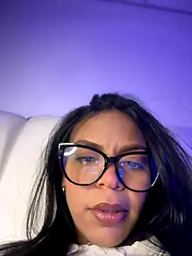 Charly  online show from October 29, 2025, 4:15 am