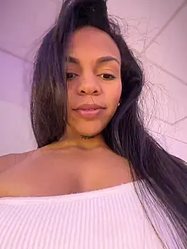 Charly  online show from February 16, 2026, 10:39 pm