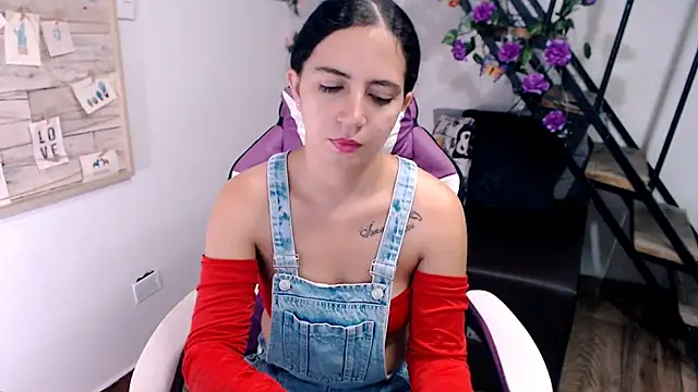 Snapshot of samantha_baby_ chatting on April 4, 2026, 11:40 am samantha baby online show from April 4, 2026, 11:40 am