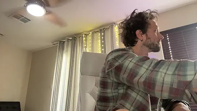 alexmannd online show from October 16, 2025, 5:36 pm