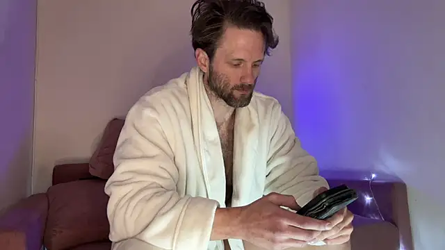 alexmannd online show from December 15, 2025, 5:06 pm