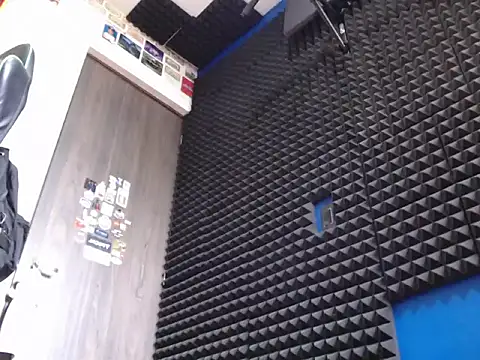 Curly Angel24 online show from February 10, 2026, 8:57 pm