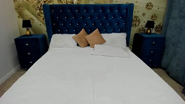 Katrina Minchels online show from October 24, 2025, 9:38 am