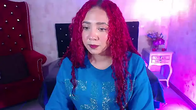 Snapshot of IsabelaLatina chatting on July 20, 2026, 2:26 am IsabelaLatina online show from July 20, 2026, 2:26 am