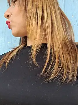 Snapshot of Evehampy chatting on December 17, 2024, 6:31 pm Evehampy online show from December 17, 2024, 6:31 pm