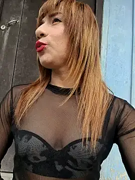 Snapshot of Evehampy chatting on December 19, 2024, 6:34 pm Evehampy online show from December 19, 2024, 6:34 pm