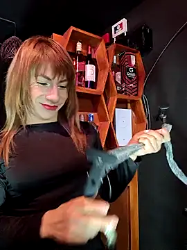 Snapshot of Evehampy chatting on January 24, 2025, 9:58 pm Evehampy online show from January 24, 2025, 9:58 pm