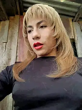 Snapshot of Evehampy chatting on September 21, 2025, 9:05 pm Evehampy online show from September 21, 2025, 9:05 pm