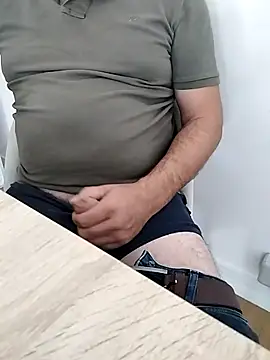 Snapshot of MiguelBISEX chatting on September 23, 2025, 1:03 pm MiguelBISEX online show from September 23, 2025, 1:03 pm