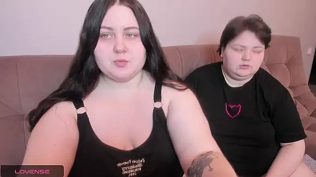 Snapshot of ihaveasecret_ chatting on January 19, 2025, 4:14 pm ihaveasecret online show from January 19, 2025, 4:14 pm