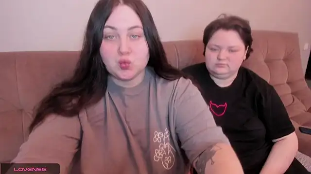 Snapshot of ihaveasecret_ chatting on February 9, 2025, 5:43 pm ihaveasecret online show from February 9, 2025, 5:43 pm
