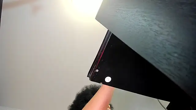 Apotheosis01 online show from October 2, 2025, 12:45 pm