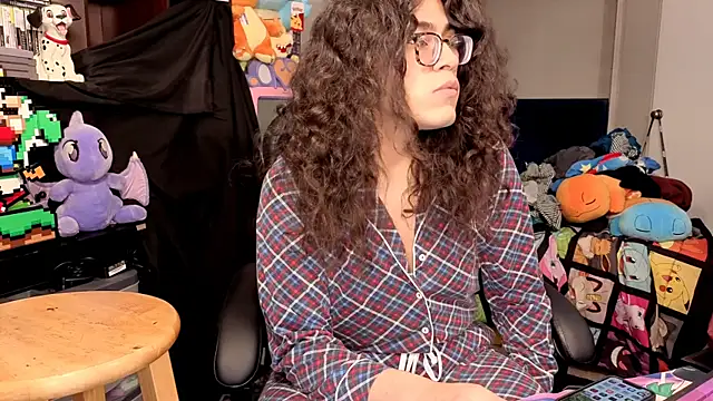 ShinyCherub online show from December 20, 2025, 2:51 am