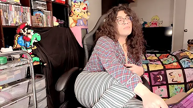 ShinyCherub online show from April 13, 2026, 12:32 pm