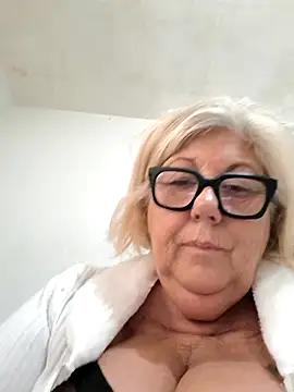 Merilulla online show from October 21, 2025, 3:24 pm