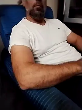 Snapshot of Stormy_Concert chatting on February 24, 2025, 2:19 am Stormy Concert online show from February 24, 2025, 2:19 am