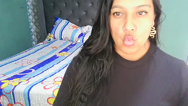 Snapshot of almaswan1 chatting on November 10, 2025, 4:39 pm almaswan1 online show from November 10, 2025, 4:39 pm